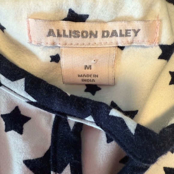 Allison Daley Red and Blue Boxy Short Sleeve Tee - Picture 6 of 8